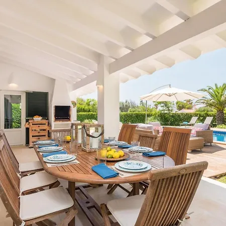 Sirena - Cap Den Font *