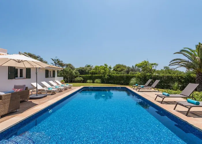 Sirena - Cap Den Font