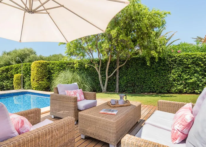 Sirena - Cap Den Font