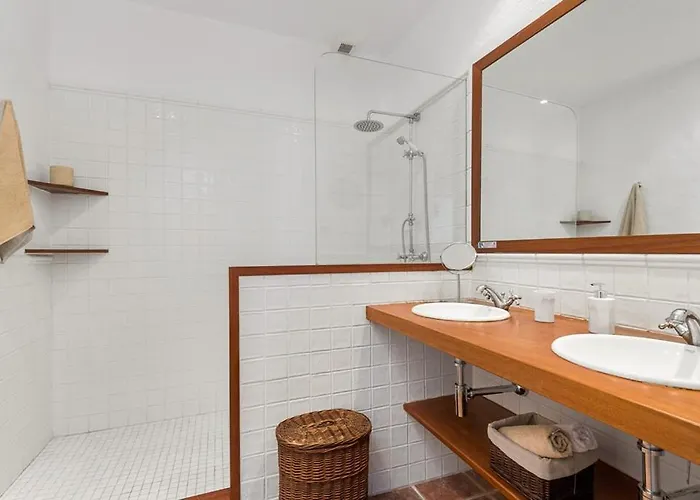 Sirena - Cap Den Font Binisafua