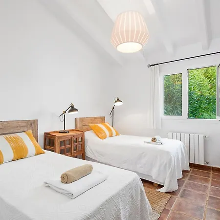 Willa Sirena - Cap Den Font *