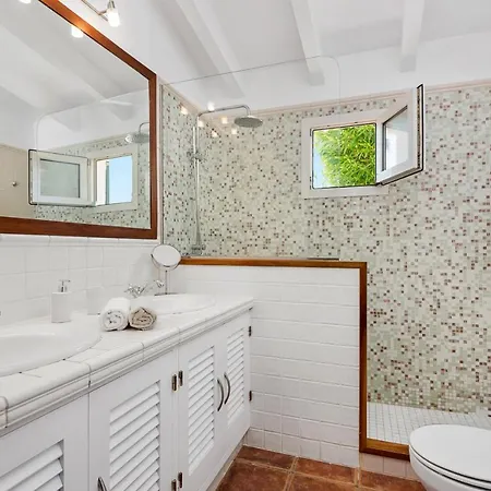 Sirena - Cap Den Font * Binisafua